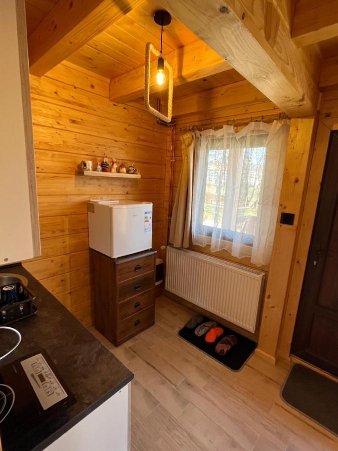 Apartmani Joka I Drvene Kucice Vrdnik Exterior photo