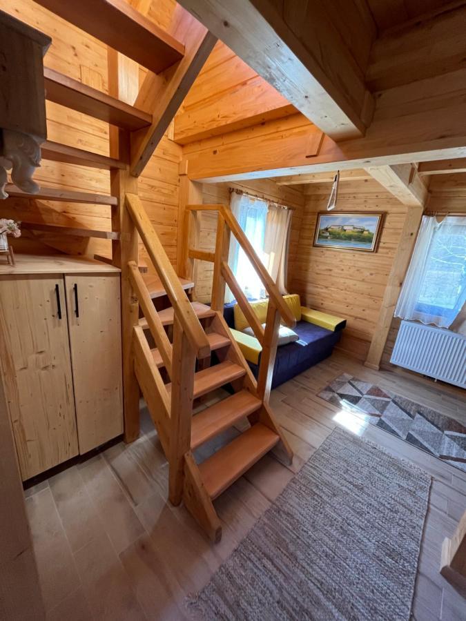 Apartmani Joka I Drvene Kucice Vrdnik Exterior photo